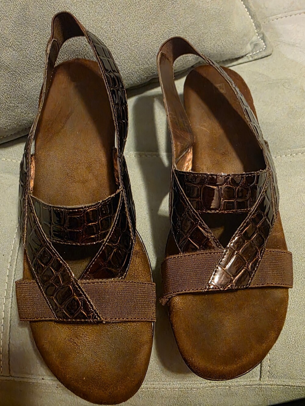 White Mountain, Size 9M, Brown Sandals